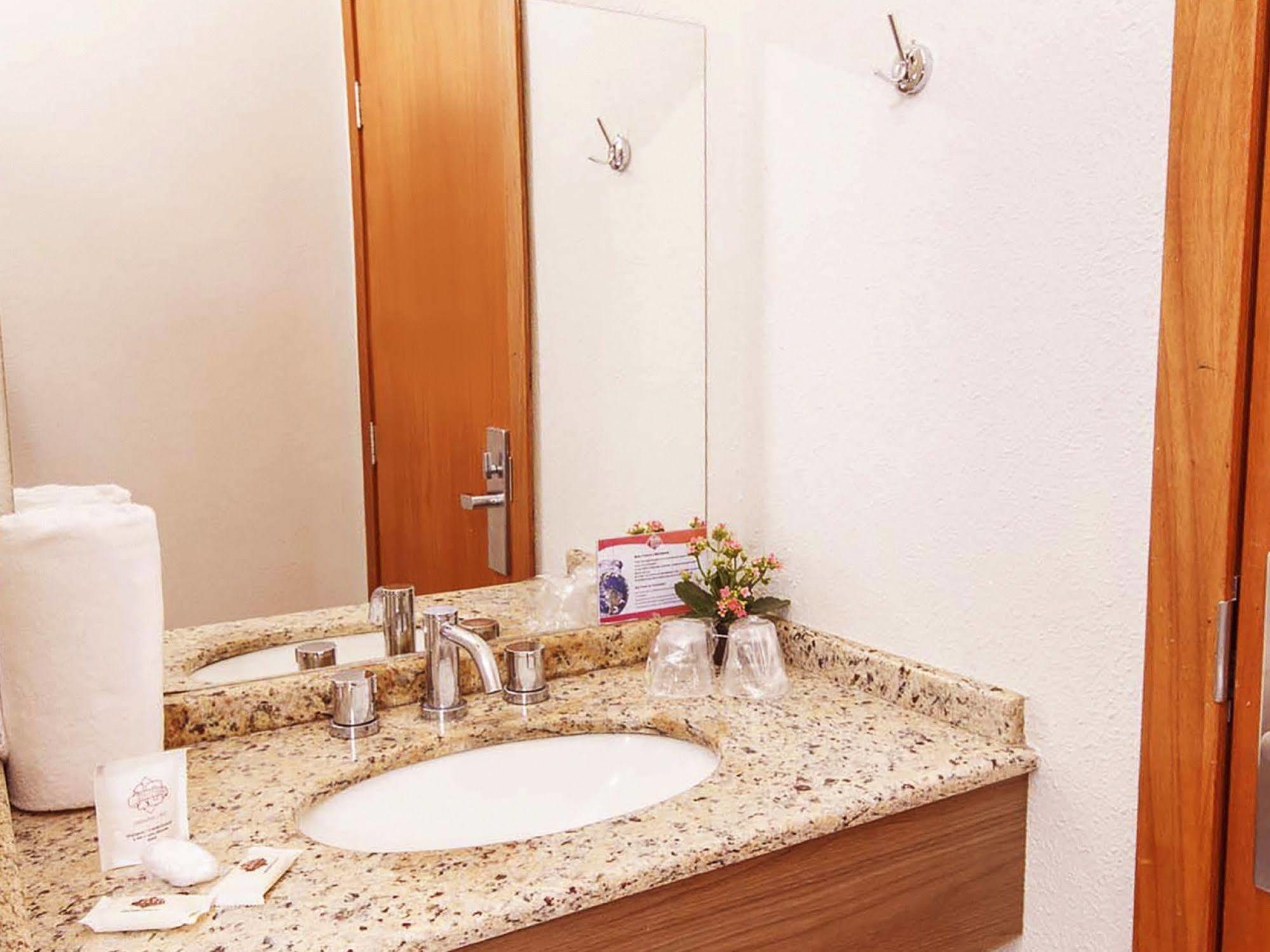 Hotel 10 Ponta Grossa Ponta Grossa  Extérieur photo